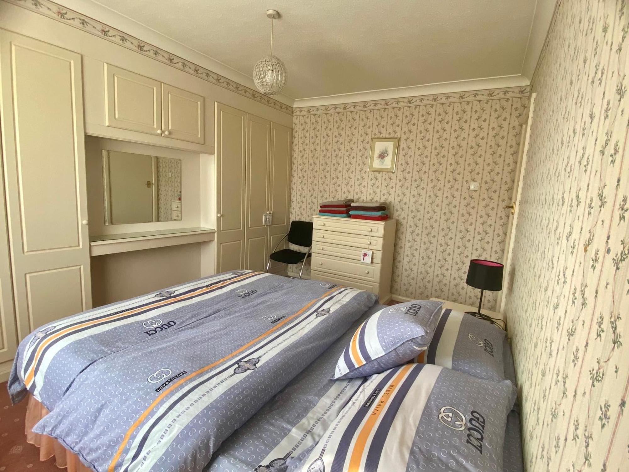 Сasa de vacaciones Barking House Sleeps 12 - Parking - Train Tube - Airport Londres